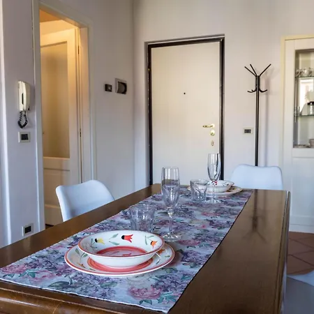 Casa *
